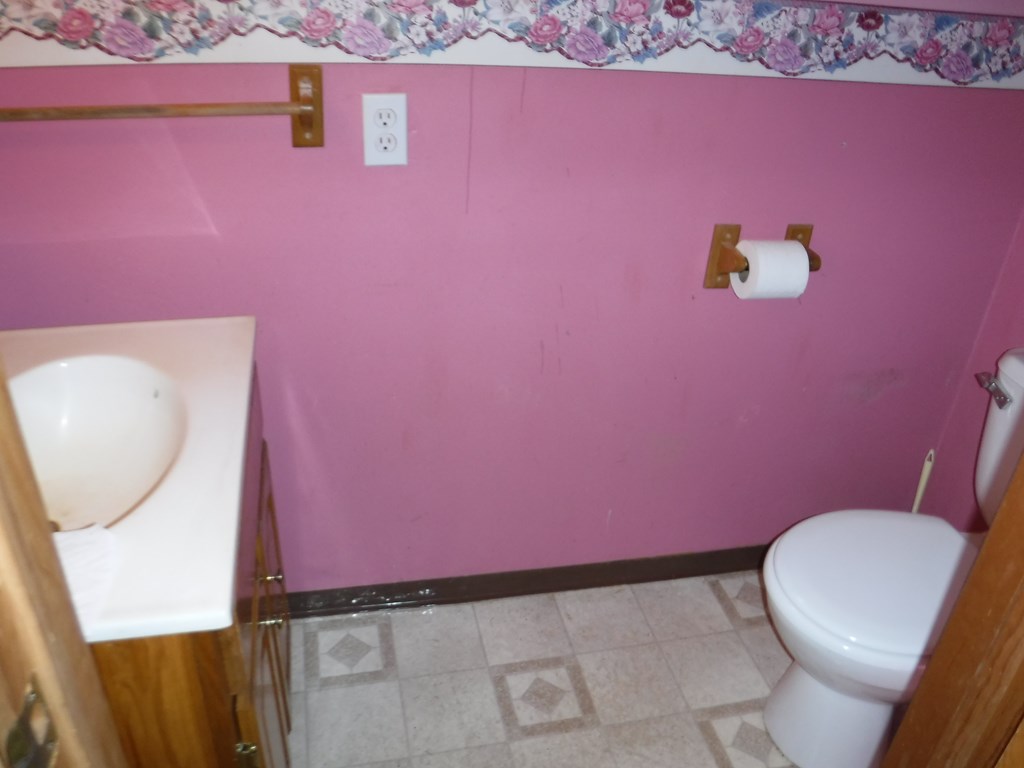 1085 East State Road Seneca, PA 16346 - Photo 13 of 19 Gallery Image 13
