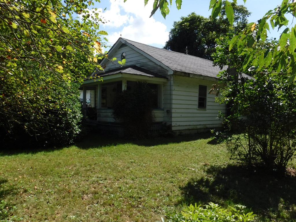 1085 East State Road Seneca, PA 16346 - Photo 2 of 19 Gallery Image 2