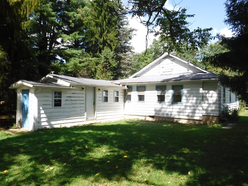 1085 East State Road Seneca, PA 16346 - Photo 3 of 19 Gallery Image 3