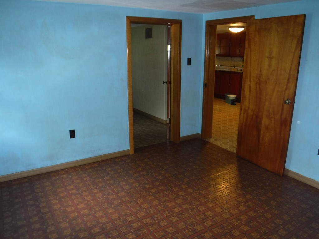 1085 East State Road Seneca, PA 16346 - Photo 10 of 19 Gallery Image 10
