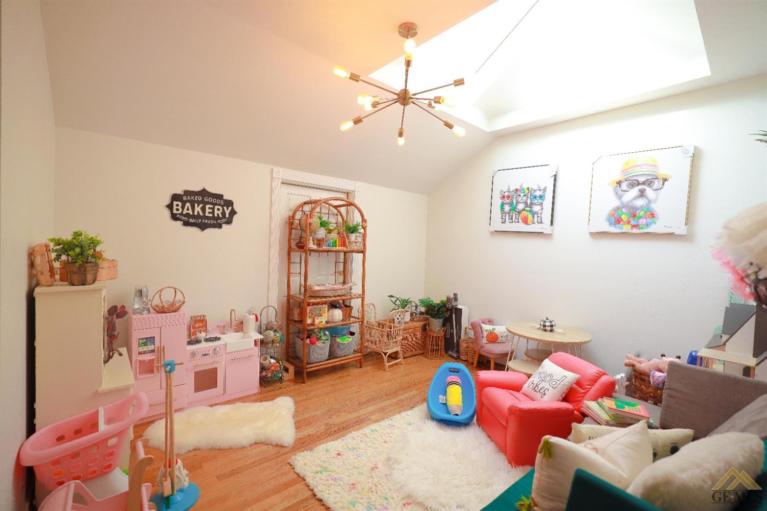 2711 Eagle Crest Drive Bakersfield, CA 93311 - Photo 22 of 29