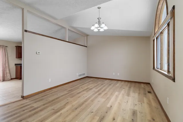 $364,900 | 7800 Eider Avenue, Hobart, IN 46342