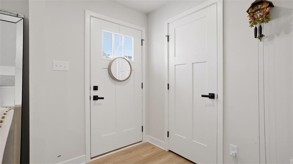 4702 Spruce Road Gibsonia, PA 15044 - Photo 4 of 31