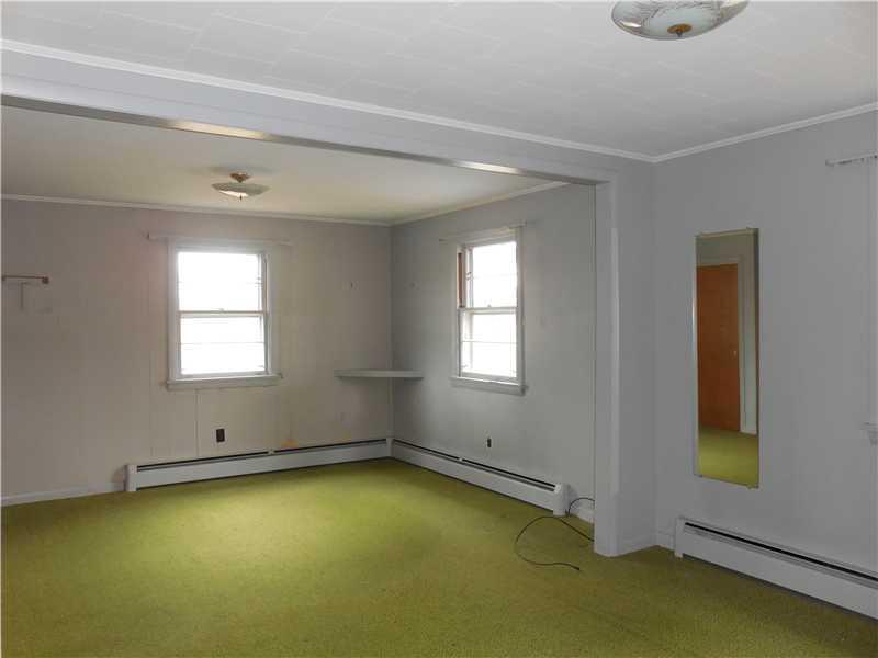 28 Thompson Road Veazie, ME 04401 - Photo 11 of 20 Master Bedroom.