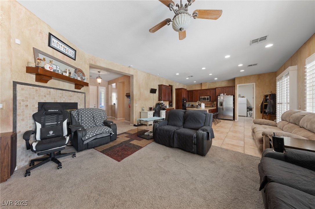 5921 Lone Ranch Avenue Las Vegas, NV 89131 - Photo 11 of 39