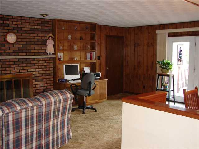 8110 Frye Road Indianapolis, IN 46259 - Photo 3 of 10 Gallery Image 3