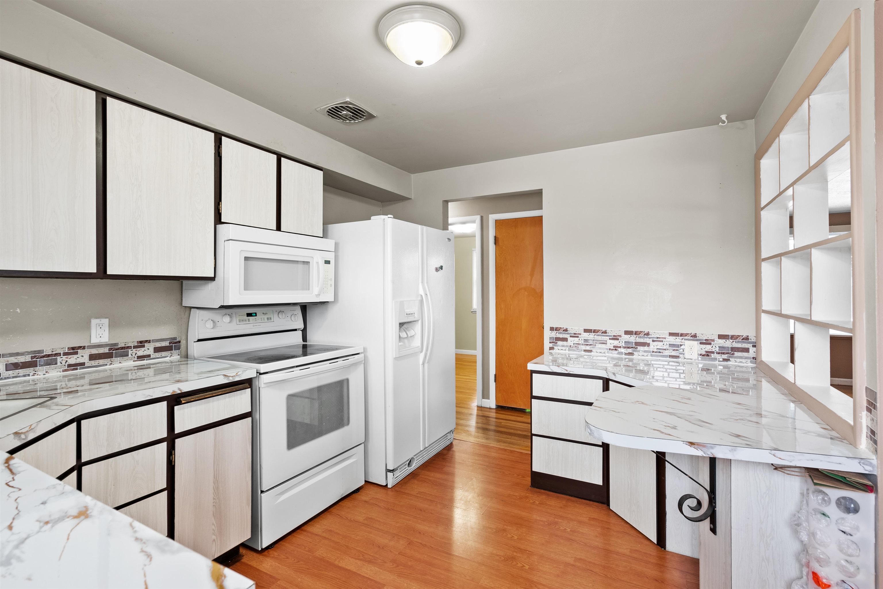 813 East Decatur Avenue Spokane, WA 99208 - Photo 7 of 20