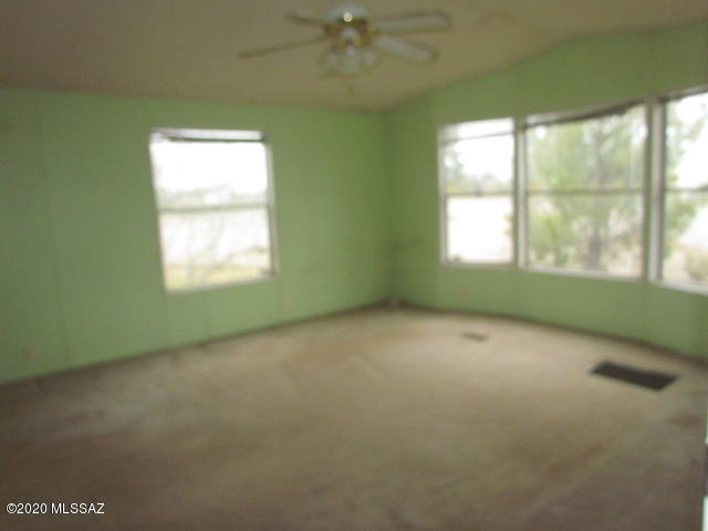 17621 West Picacho Road Marana, AZ 85653 - Photo 10 of 26