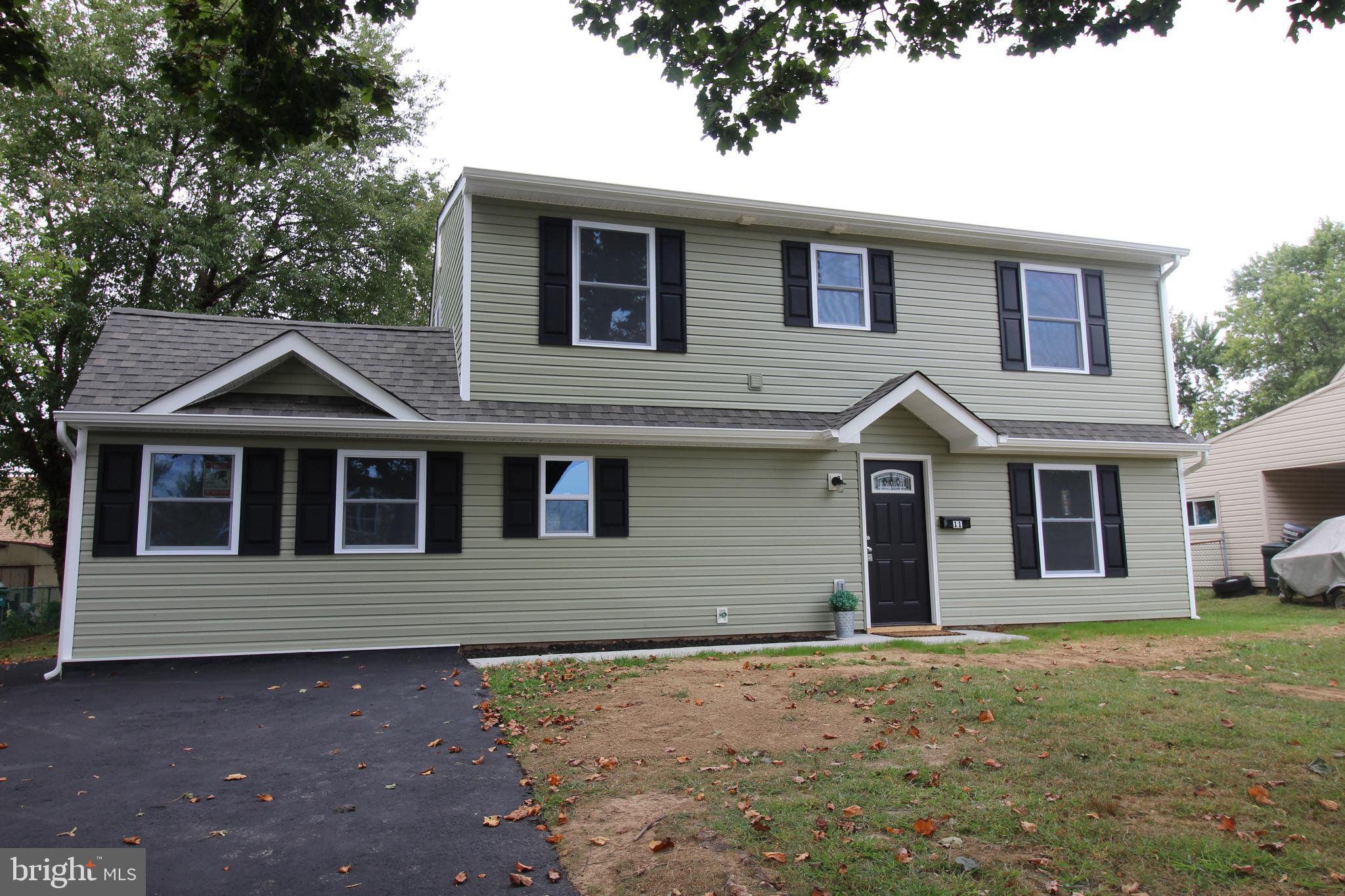 11 Granite Road Levittown, PA 19057 - Photo 2 of 35