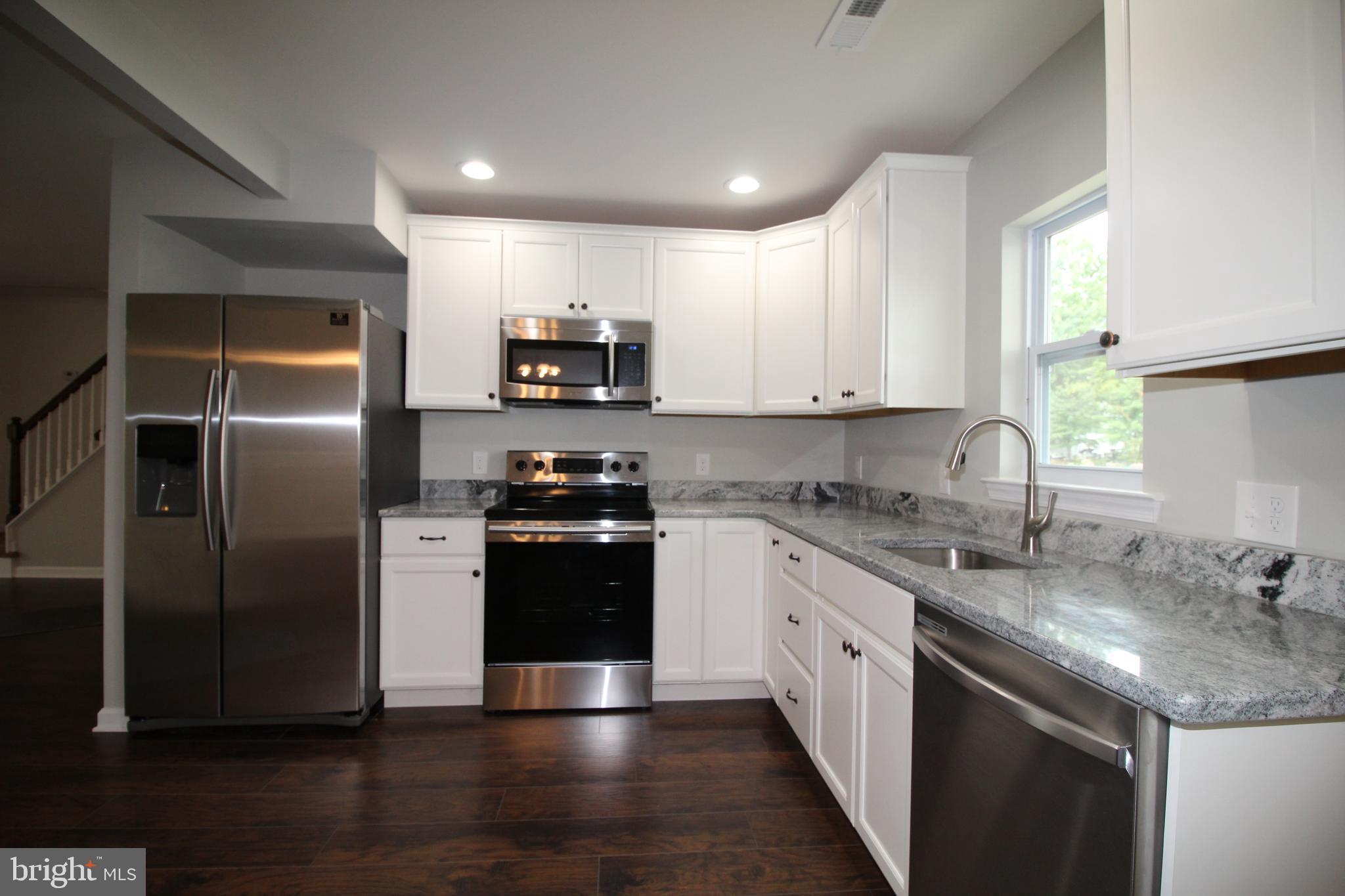 11 Granite Road Levittown, PA 19057 - Photo 8 of 35