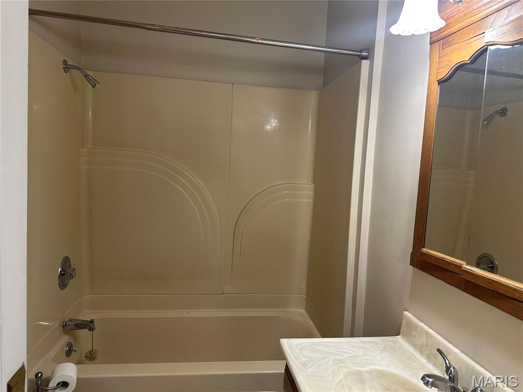 18 South 21st Street Belleville, IL 62226 - Photo 7 of 19