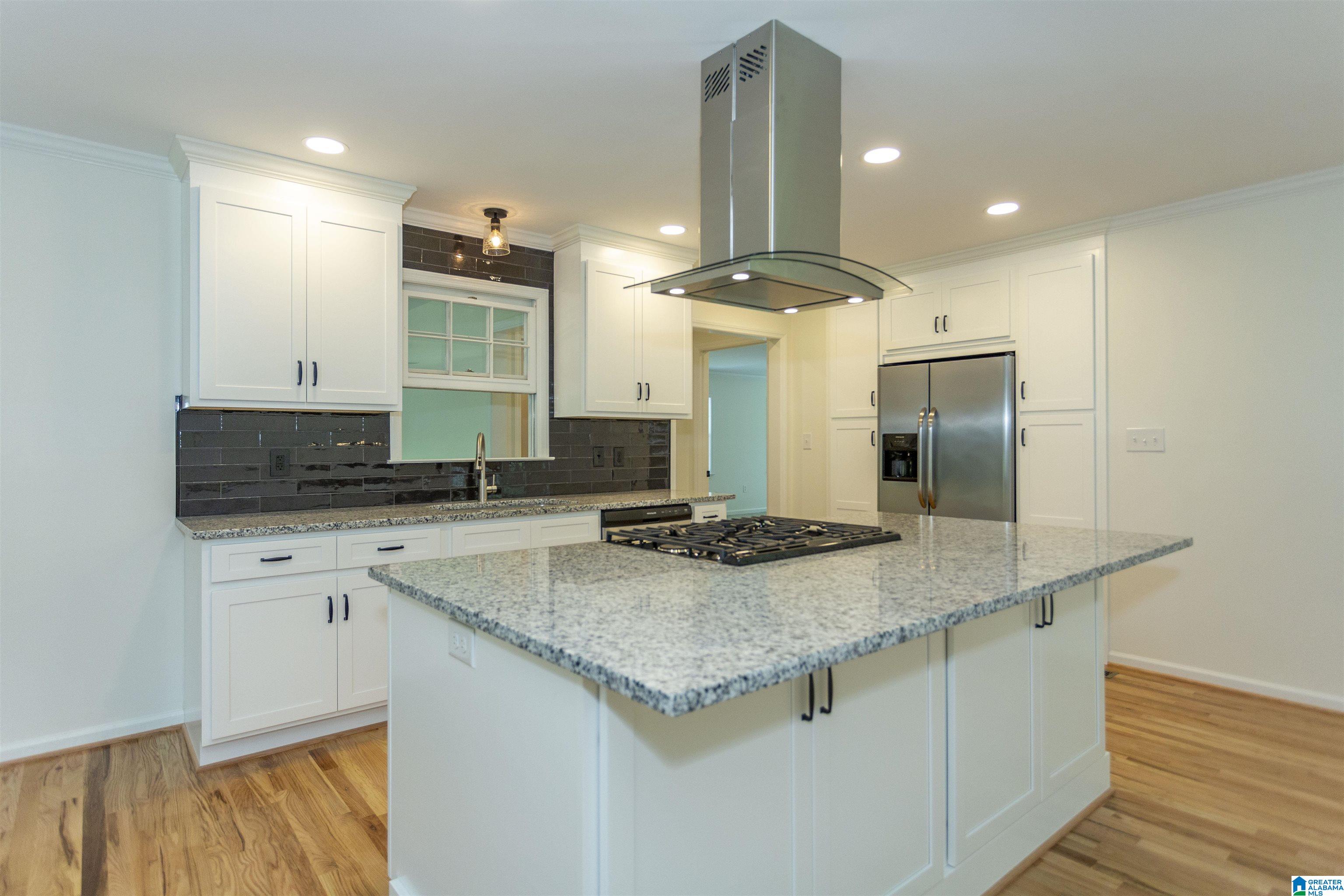 199 Sycamore Lane Alabaster, AL 35007 - Photo 12 of 52