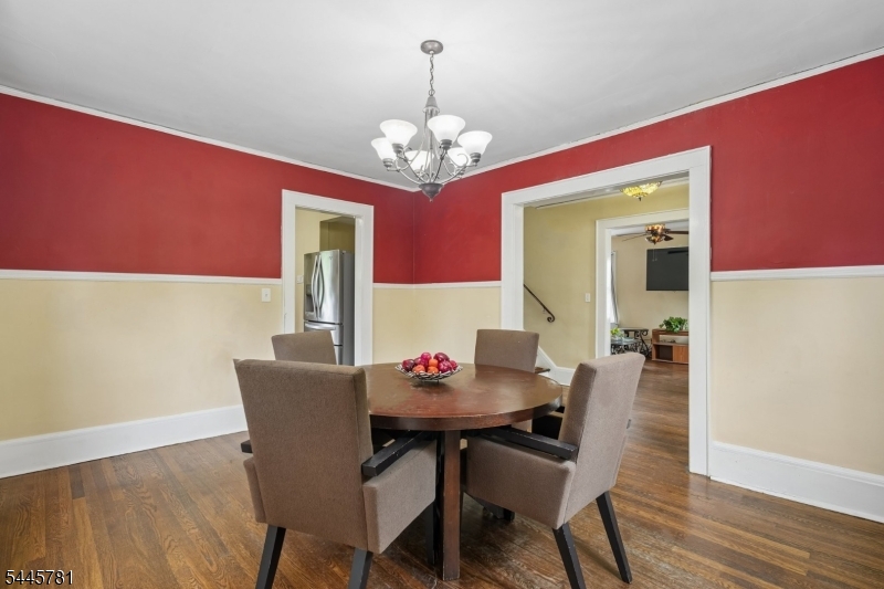 585 Ridge Street Newark, NJ 07104 - Photo 9 of 34