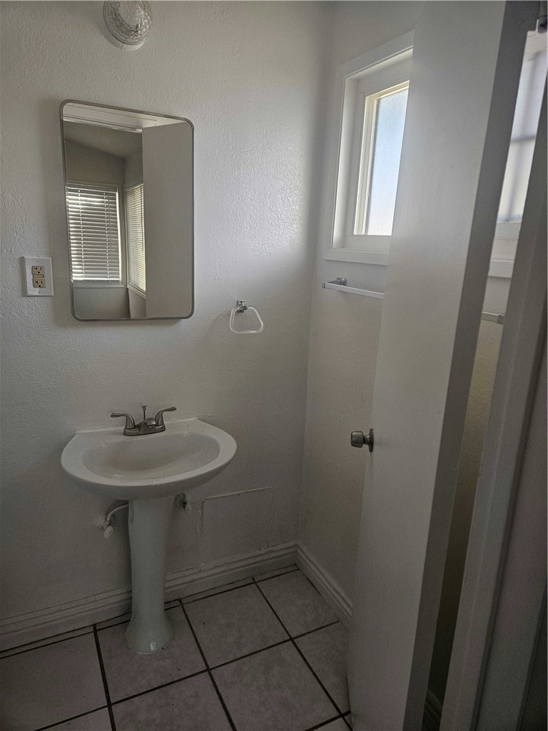 1543 Elizabeth Lake Road Palmdale, CA 93551 - Photo 14 of 29