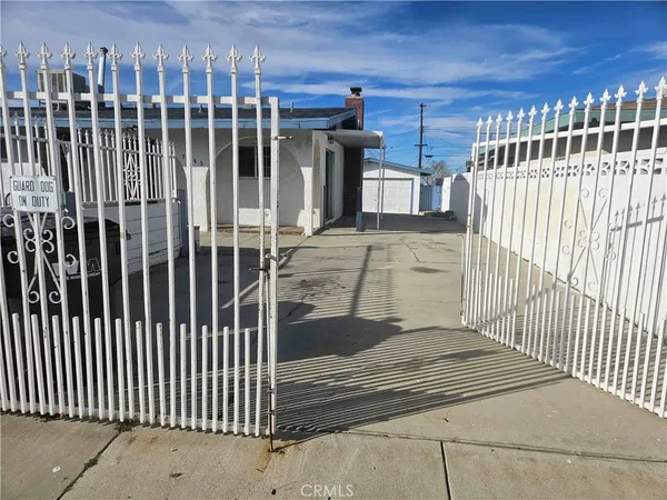 $450,000 | 1543 Elizabeth Lake Road, Palmdale, CA 93551