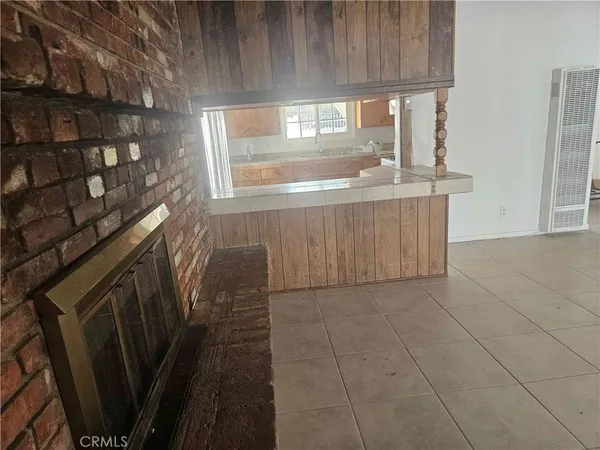 $450,000 | 1543 Elizabeth Lake Road, Palmdale, CA 93551