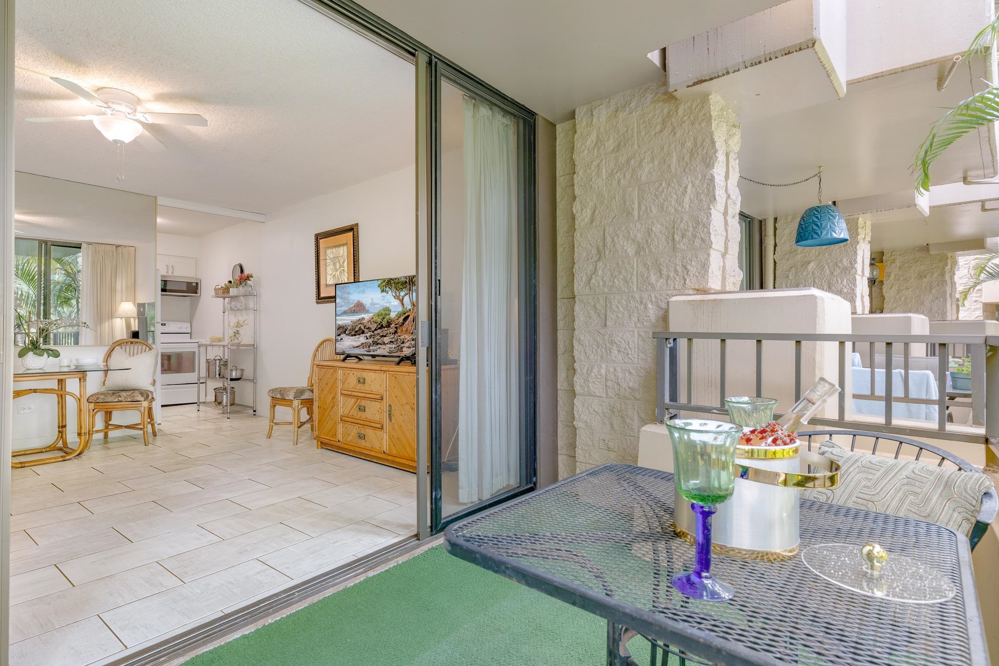 3601 Lower Honoapiilani Road, Unit 213 Lahaina, HI 96761 - Photo 7 of 25 Gallery Image 7