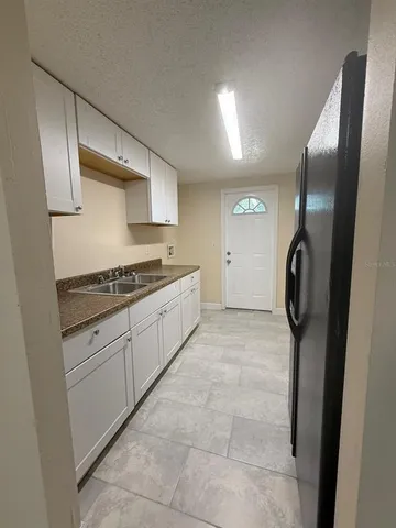 $2,600 | 5514 16th Street West, Unit A, Bradenton, FL 34207