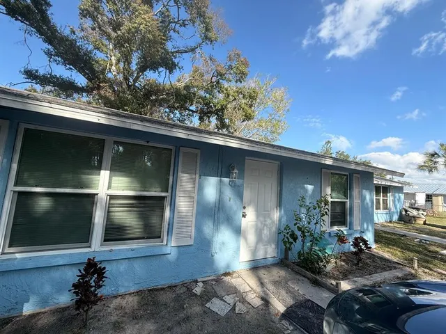 $2,600 | 5514 16th Street West, Unit A, Bradenton, FL 34207
