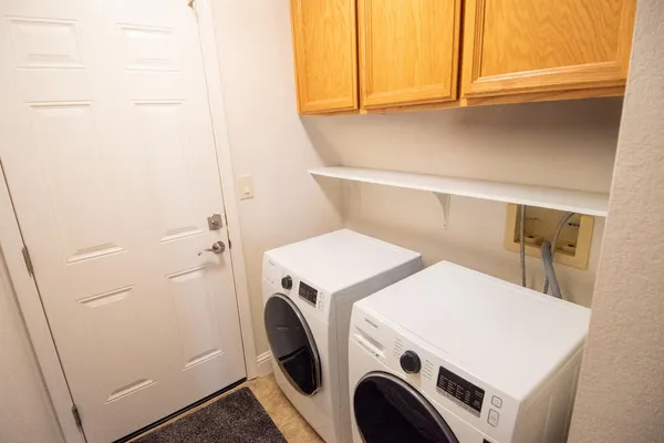 $499,900 | 3904 Fawn Run Way, Antelope, CA 95843