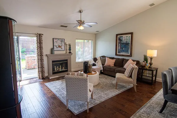 $499,900 | 3904 Fawn Run Way, Antelope, CA 95843