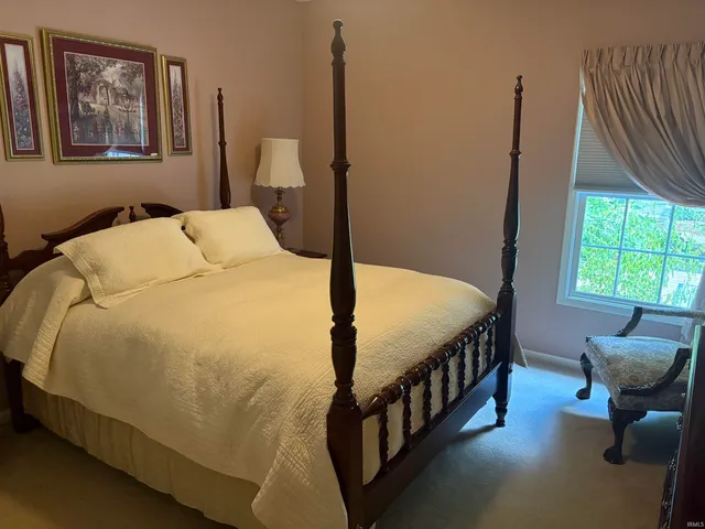 $499,000 | 3782 River Bluff Road, Vincennes, IN 47591