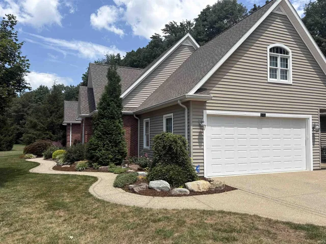 $499,000 | 3782 River Bluff Road, Vincennes, IN 47591