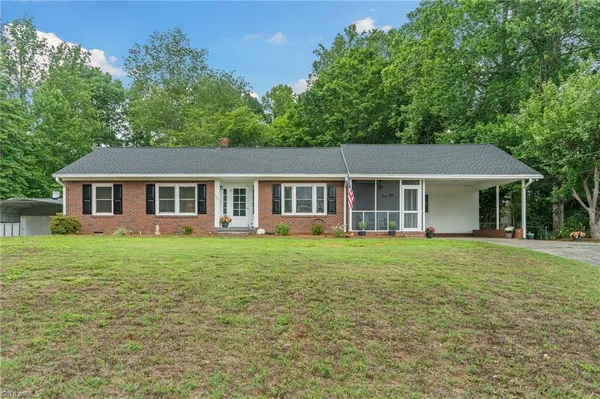 $275,000 | 344 Sunset Road, Clemmons, NC 27012