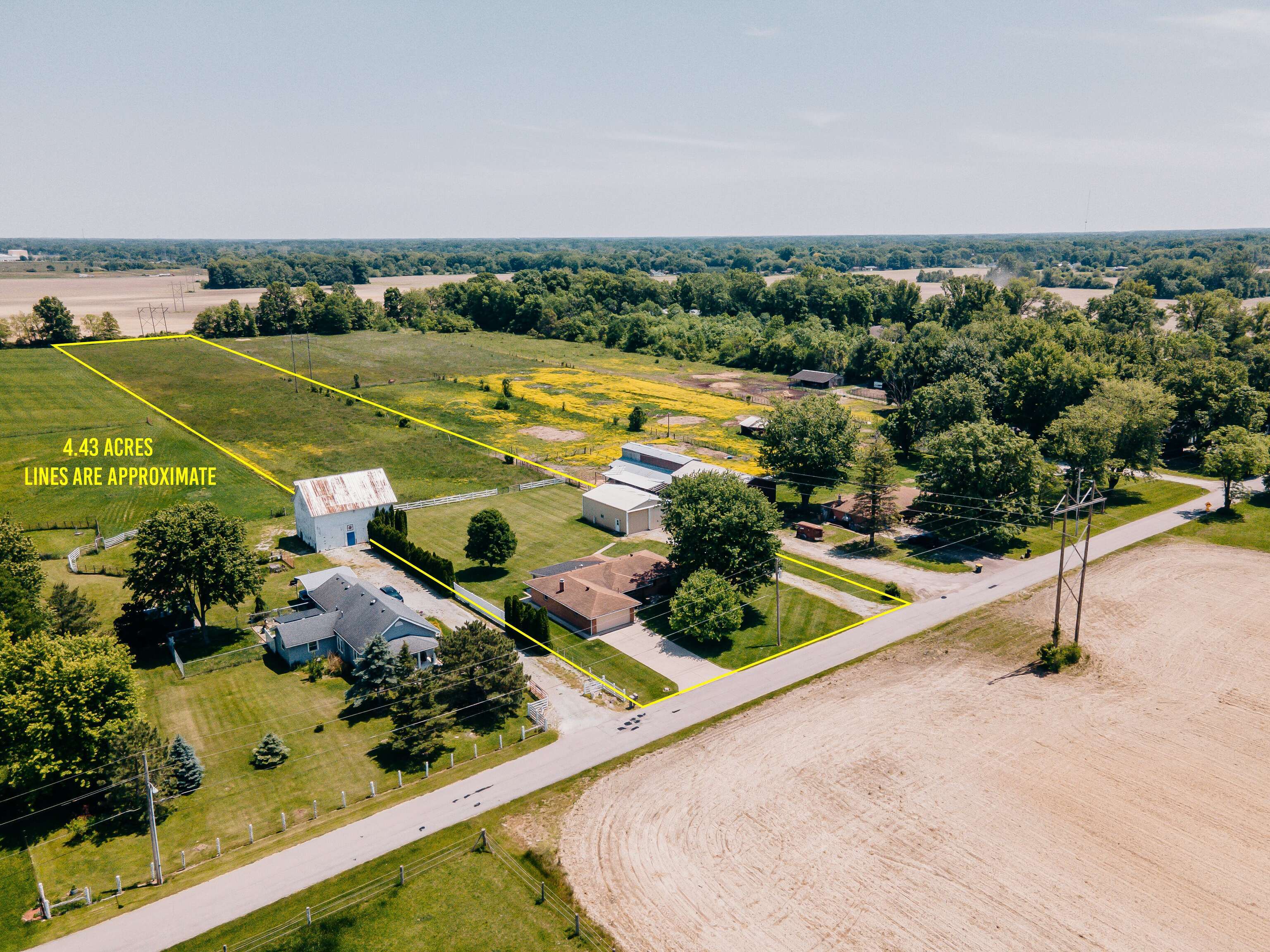 2918 Moore Road Anderson, IN 46011 - Photo 11 of 30 Gallery Image 11