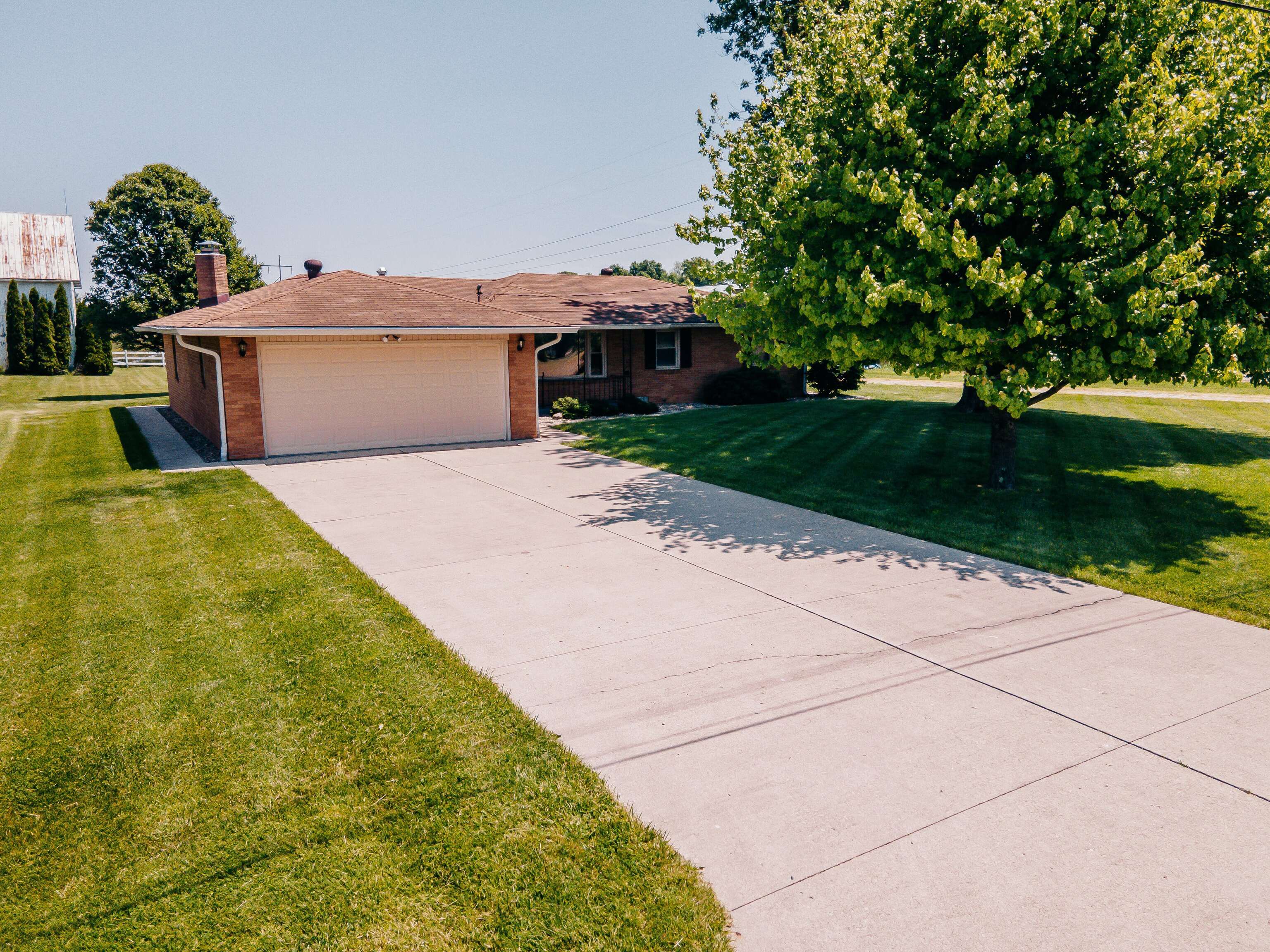 2918 Moore Road Anderson, IN 46011 - Photo 2 of 30 Gallery Image 2