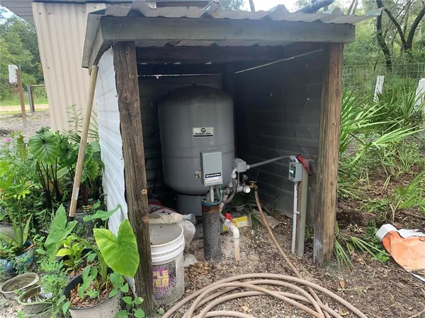 a house view with a outdoor space