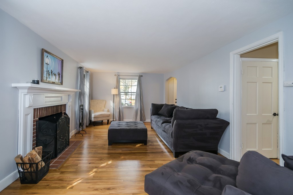 107 Reed Street Agawam, MA 01001 - Photo 4 of 30 Gallery Image 4