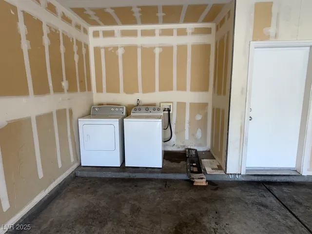 $1,610 | 4915 East Russell Road, Unit 105, Las Vegas, NV 89120