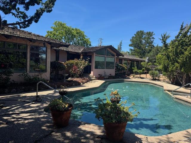 27240 Altamont Road Los Altos Hills, CA 94022 - Photo 8 of 12