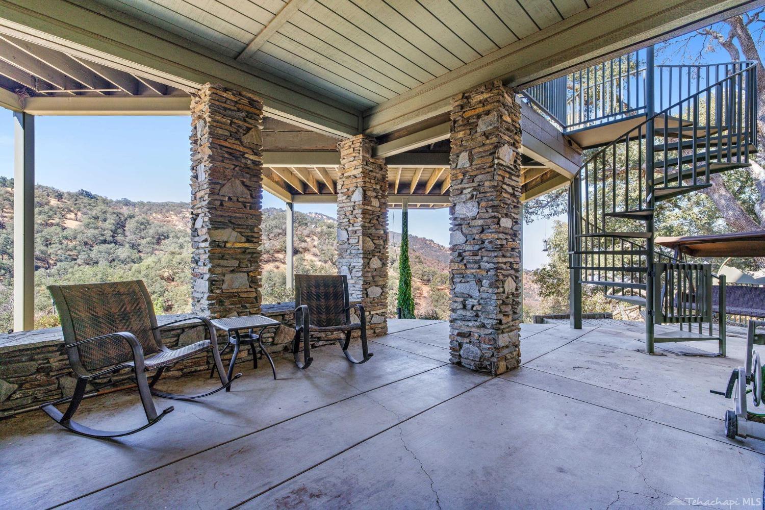 24500 Heather Court Tehachapi, CA 93561 - Photo 36 of 60 a view of outdoor seating