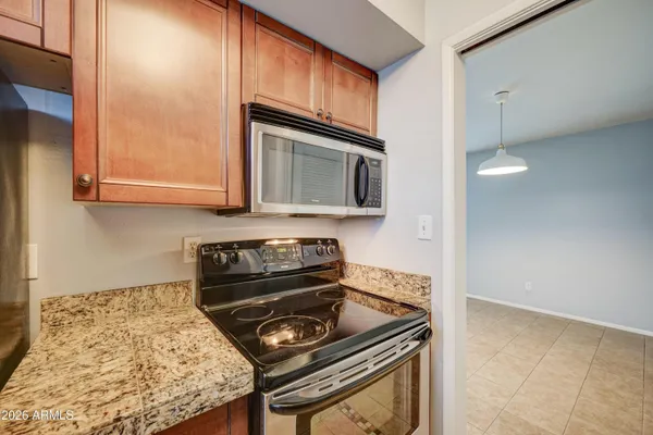 $1,525 | 4204 North 38th Street, Unit 8, Phoenix, AZ 85018
