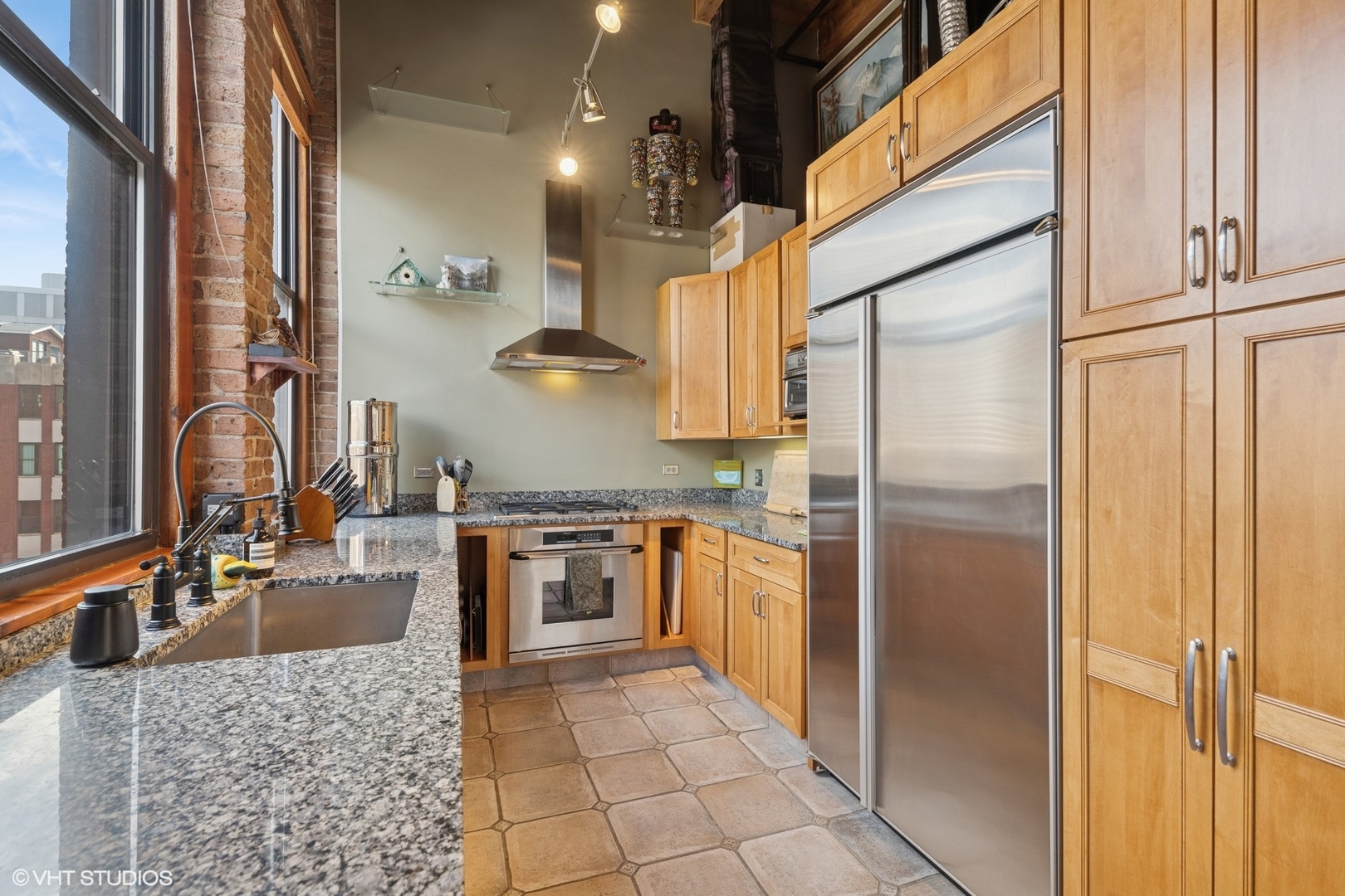 400 South Green Street, Unit 512 Chicago, IL 60607 - Photo 11 of 28 Gallery Image 11
