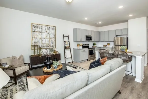$1,660 | 245 Fox Run Drive, Unit GINGER, Brunswick, GA 31525