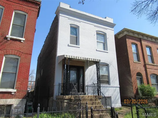 $285,000 | 4439 Oakland Avenue, St. Louis, MO 63110