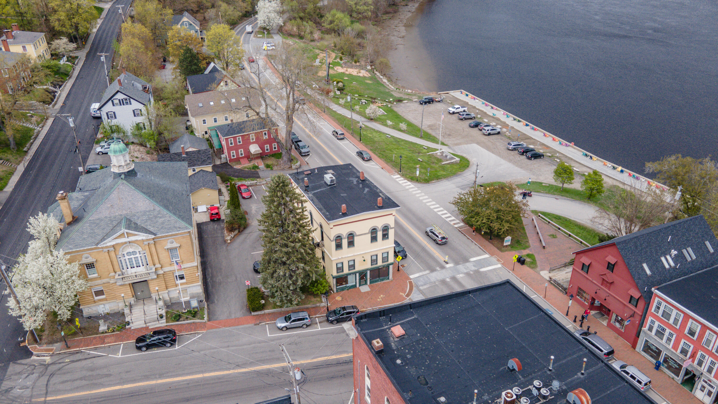 89 Water Street, Unit 2 Hallowell, ME 04347 - Photo 12 of 30 Exterior15