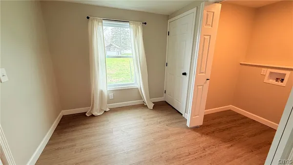 $1,700 | 4900 Bear Road, Clay, NY 13088