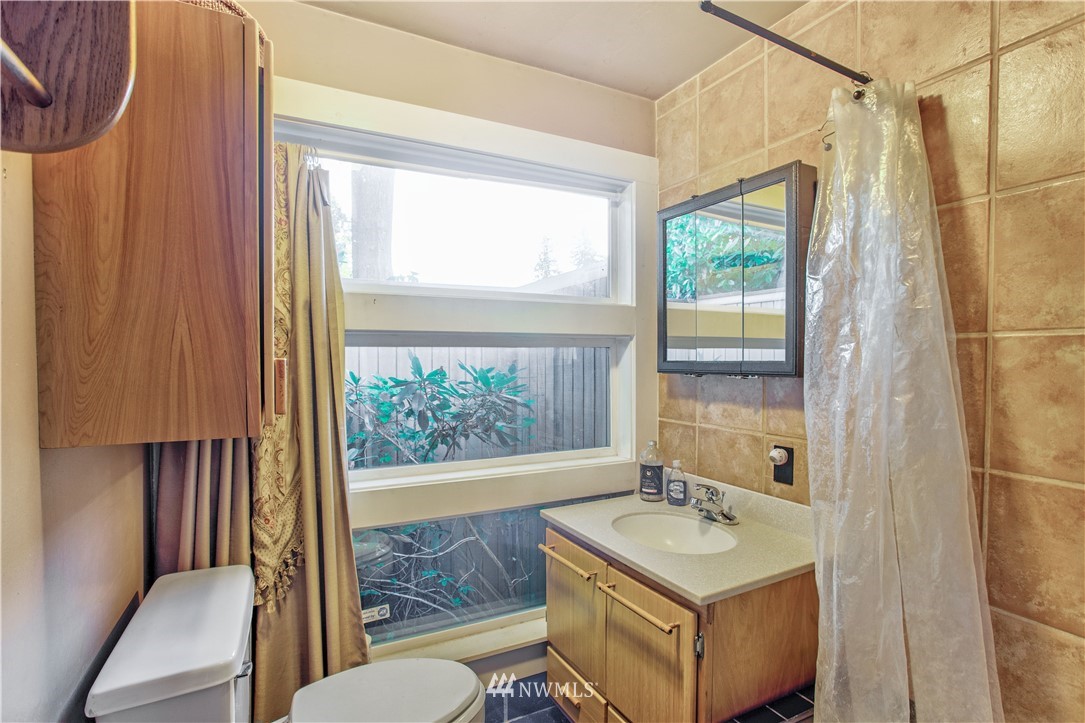 8707 Custer Road Southwest Lakewood, WA 98499 - Photo 12 of 30 Gallery Image 12