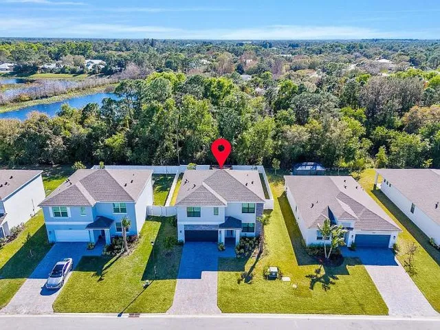 $593,000 | 5850 Southeast Sky Blue Circle, Stuart, FL 34997
