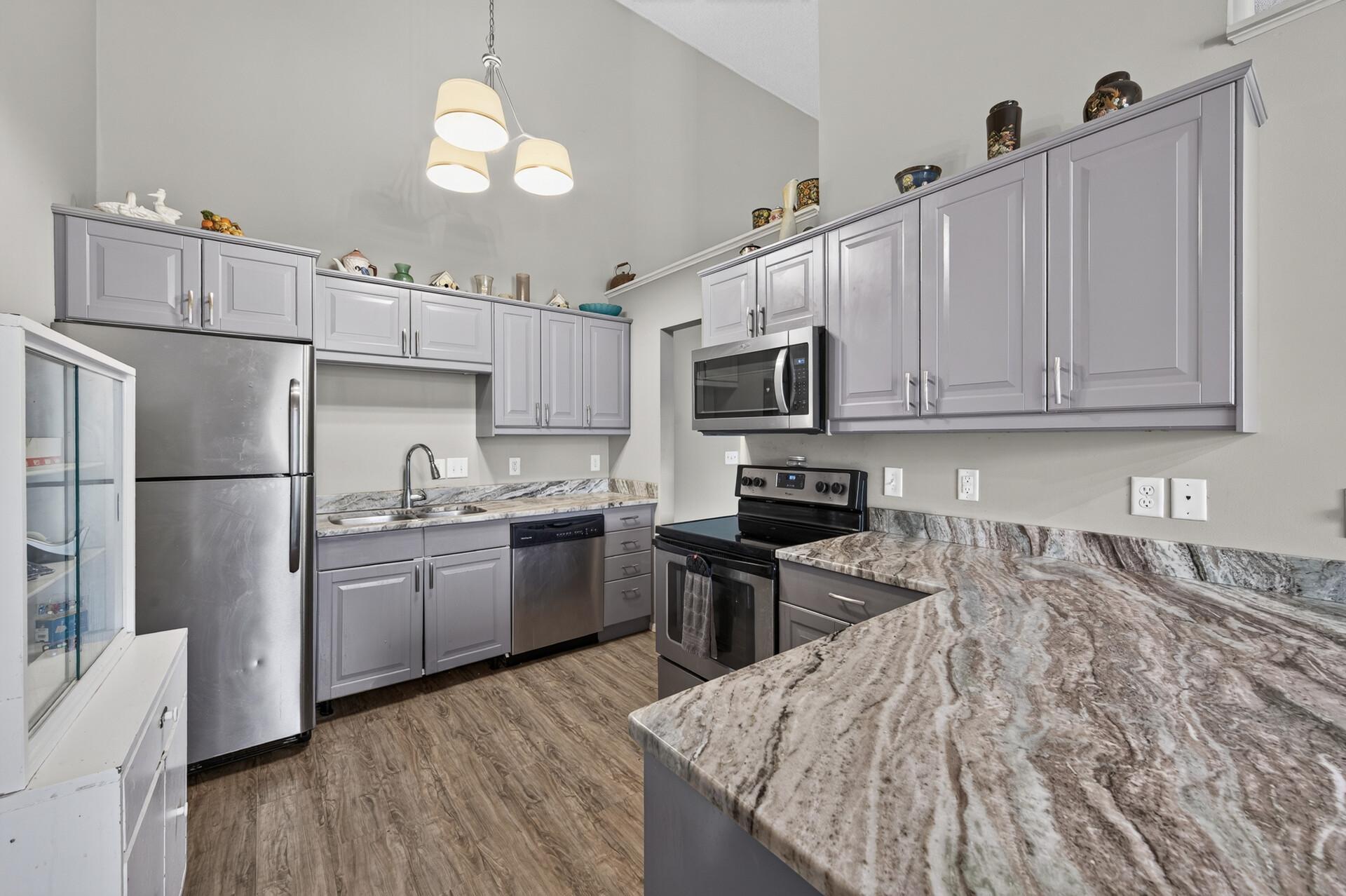 324 Shawnee Trail Shakopee, MN 55379 - Photo 5 of 25