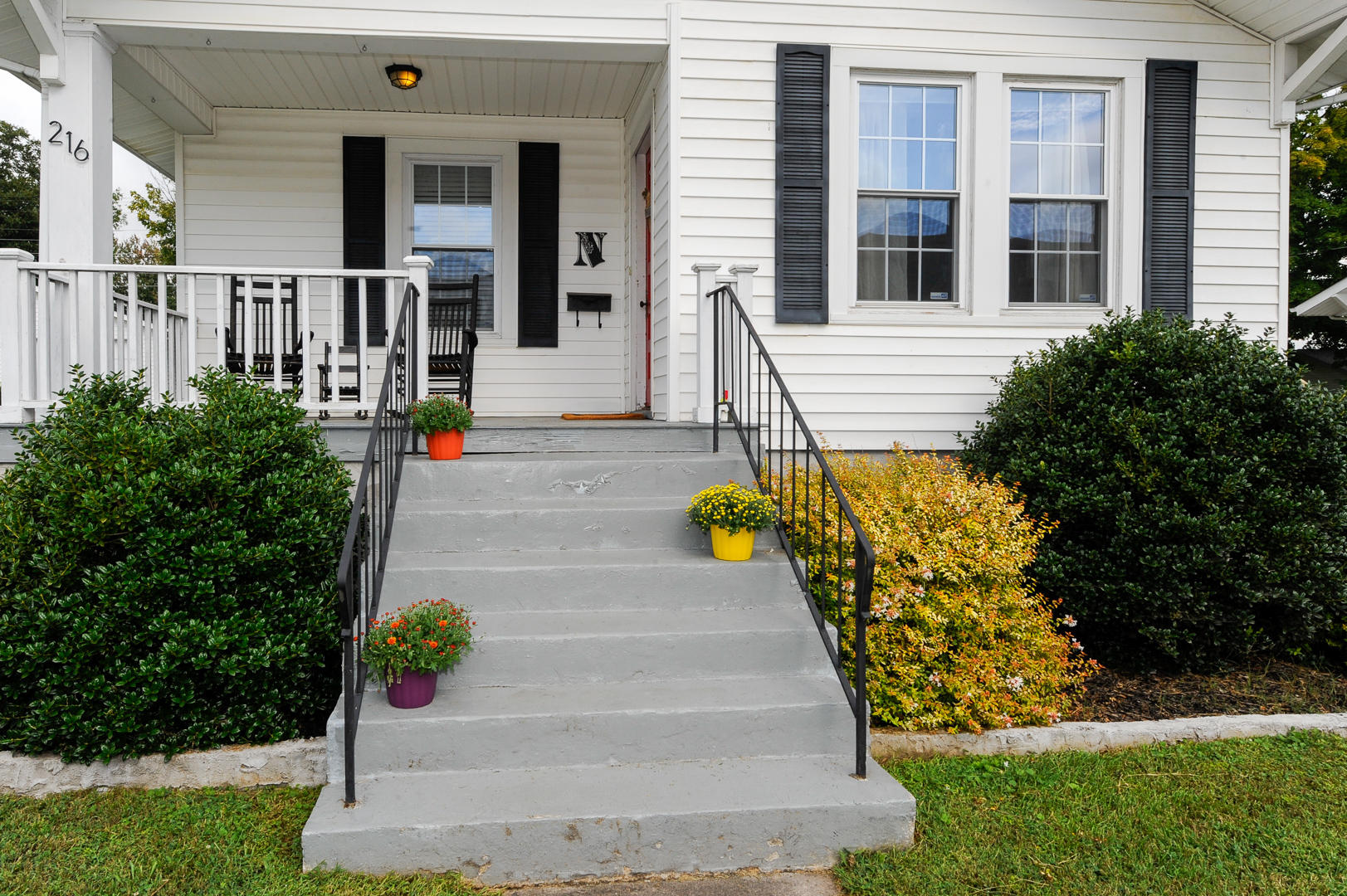 216 West Lincoln Road Alcoa, TN 37701 - Photo 2 of 21 2 (1)