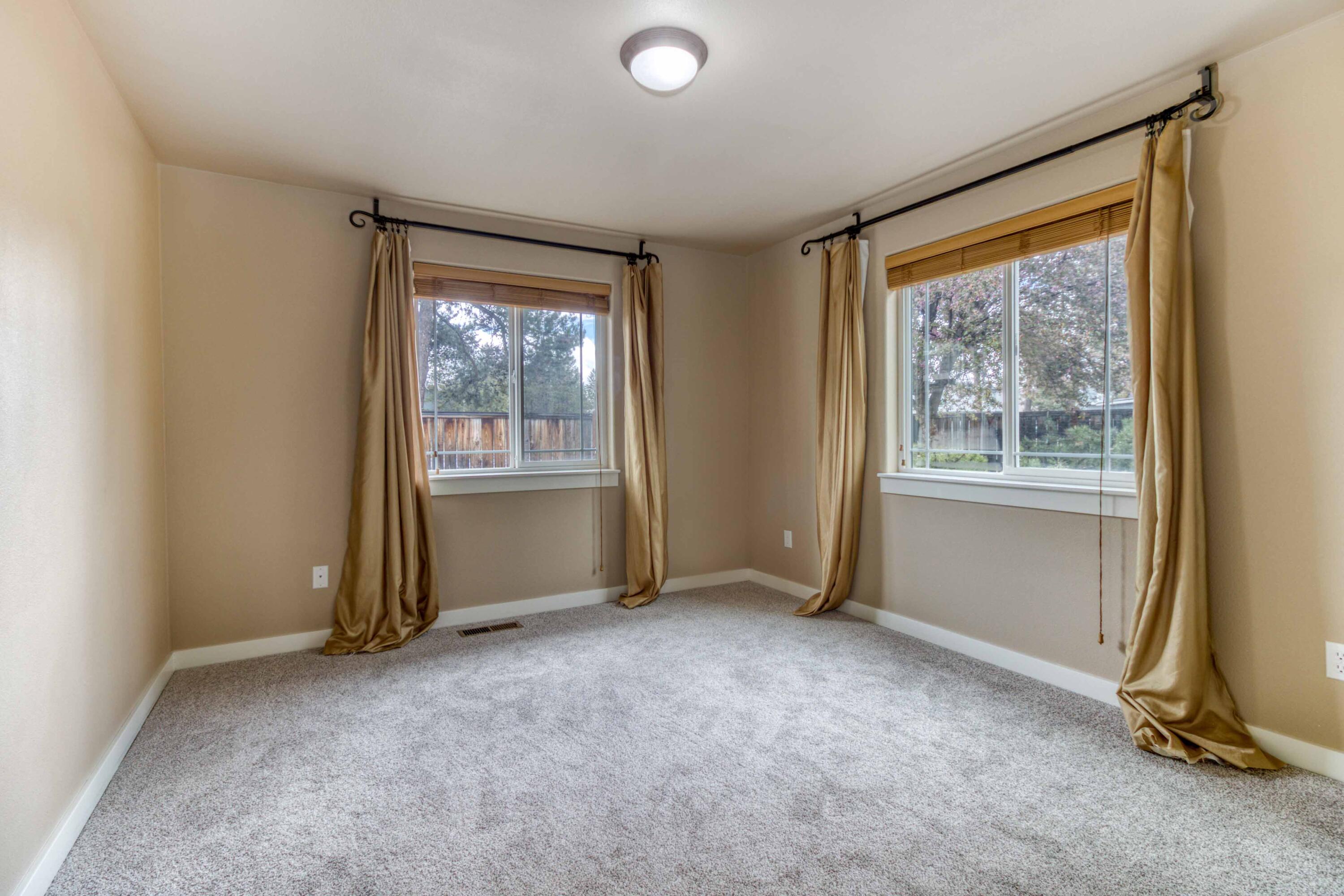 51322 Preble Way La Pine, OR 97739 - Photo 18 of 25 Bdrm 3