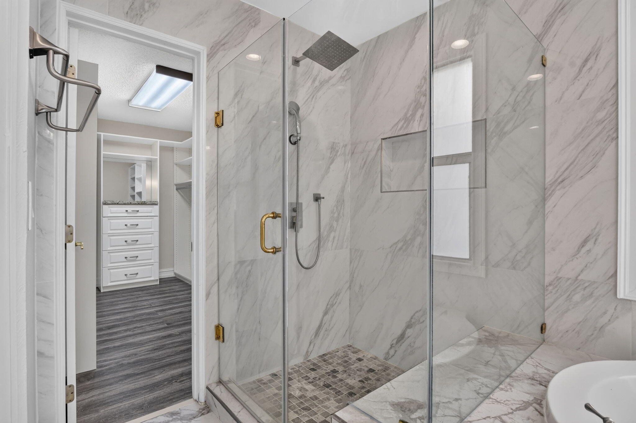 23338 La Vida Way Boca Raton, FL 33433 - Photo 30 of 52 Primary Bathroom