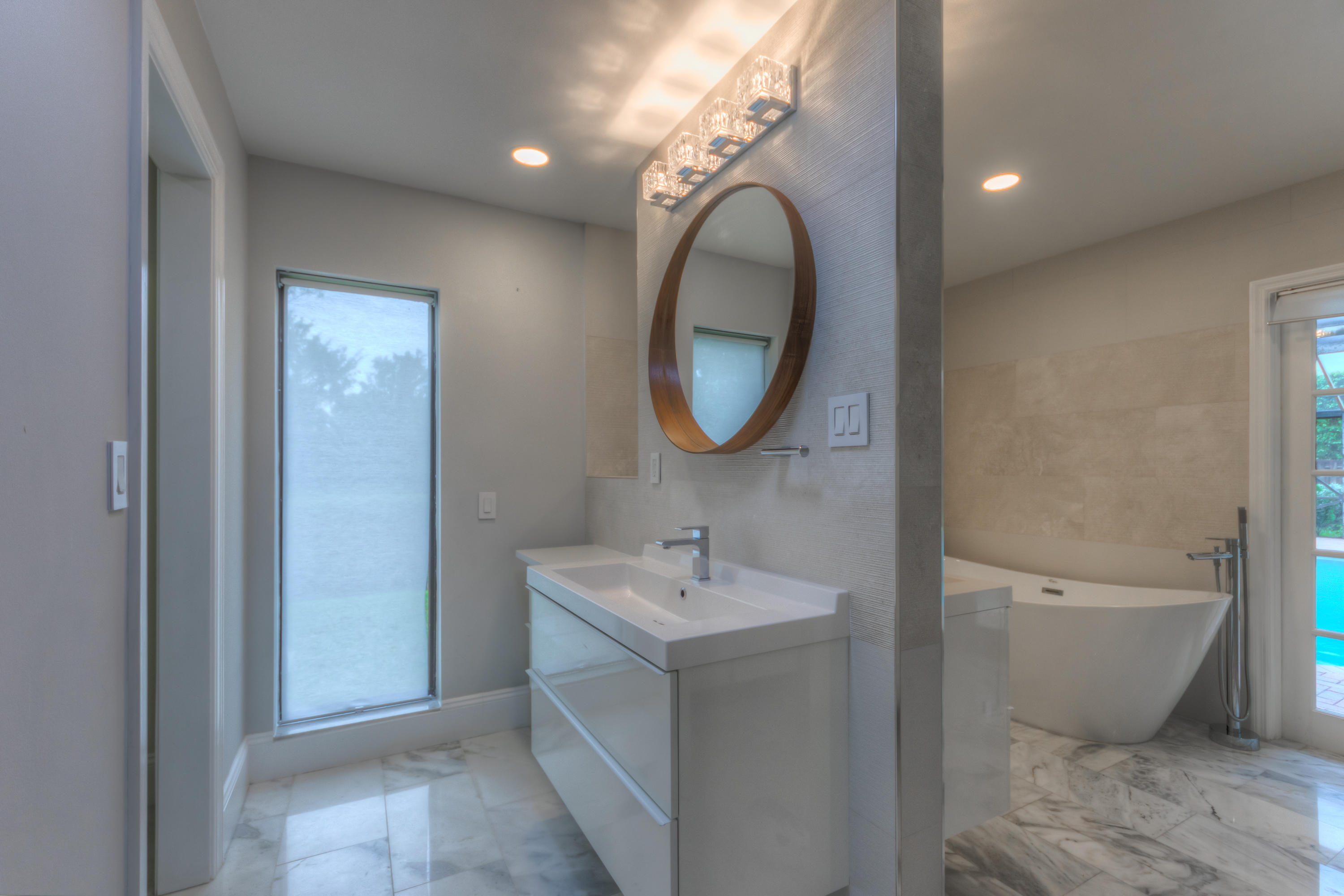 7672 Estrella Circle Boca Raton, FL 33433 - Photo 18 of 39 ESTANCIA MASTER BATHROOM 2
