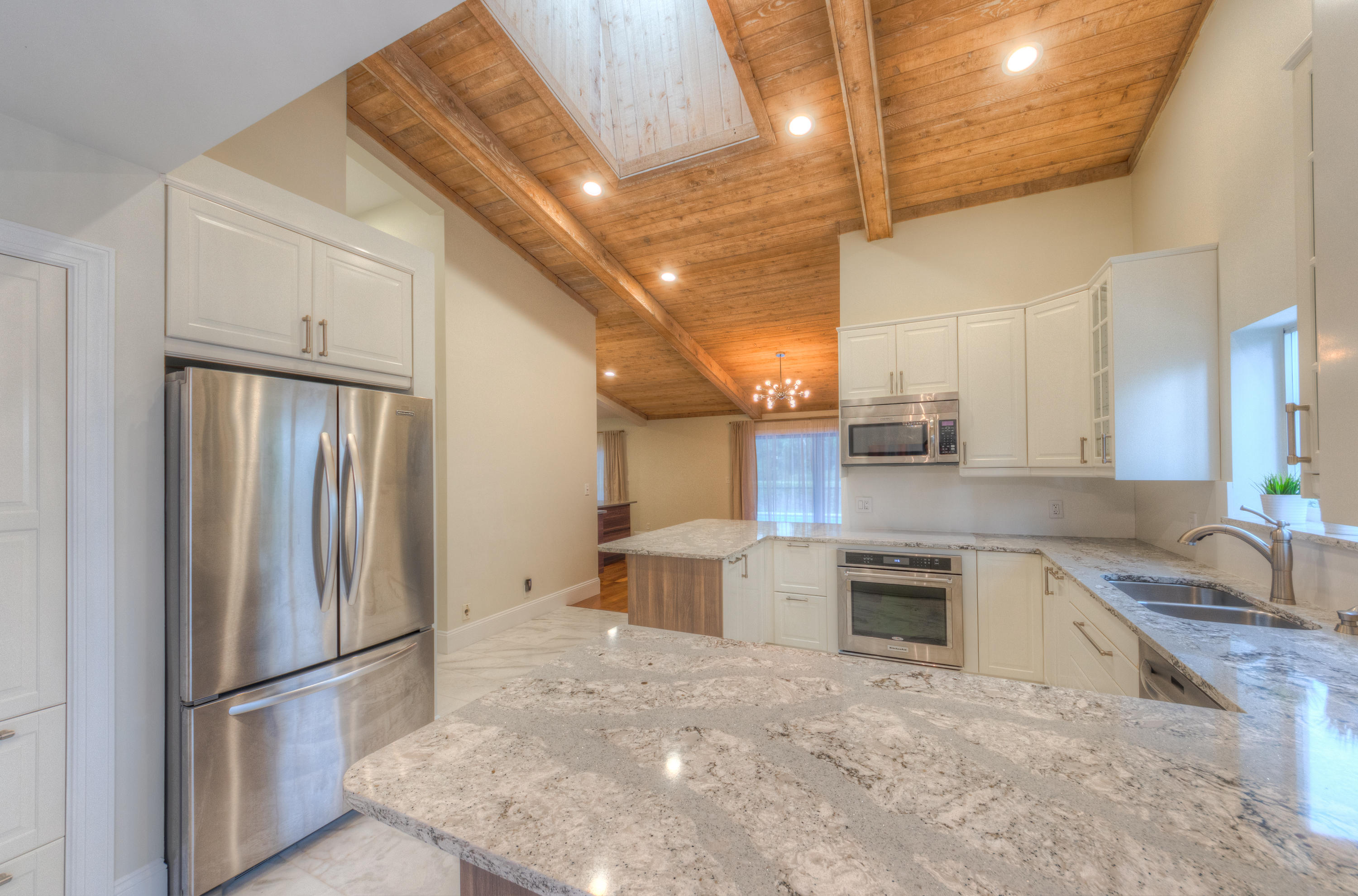 7672 Estrella Circle Boca Raton, FL 33433 - Photo 9 of 39 ESTANCIA KITCHEN