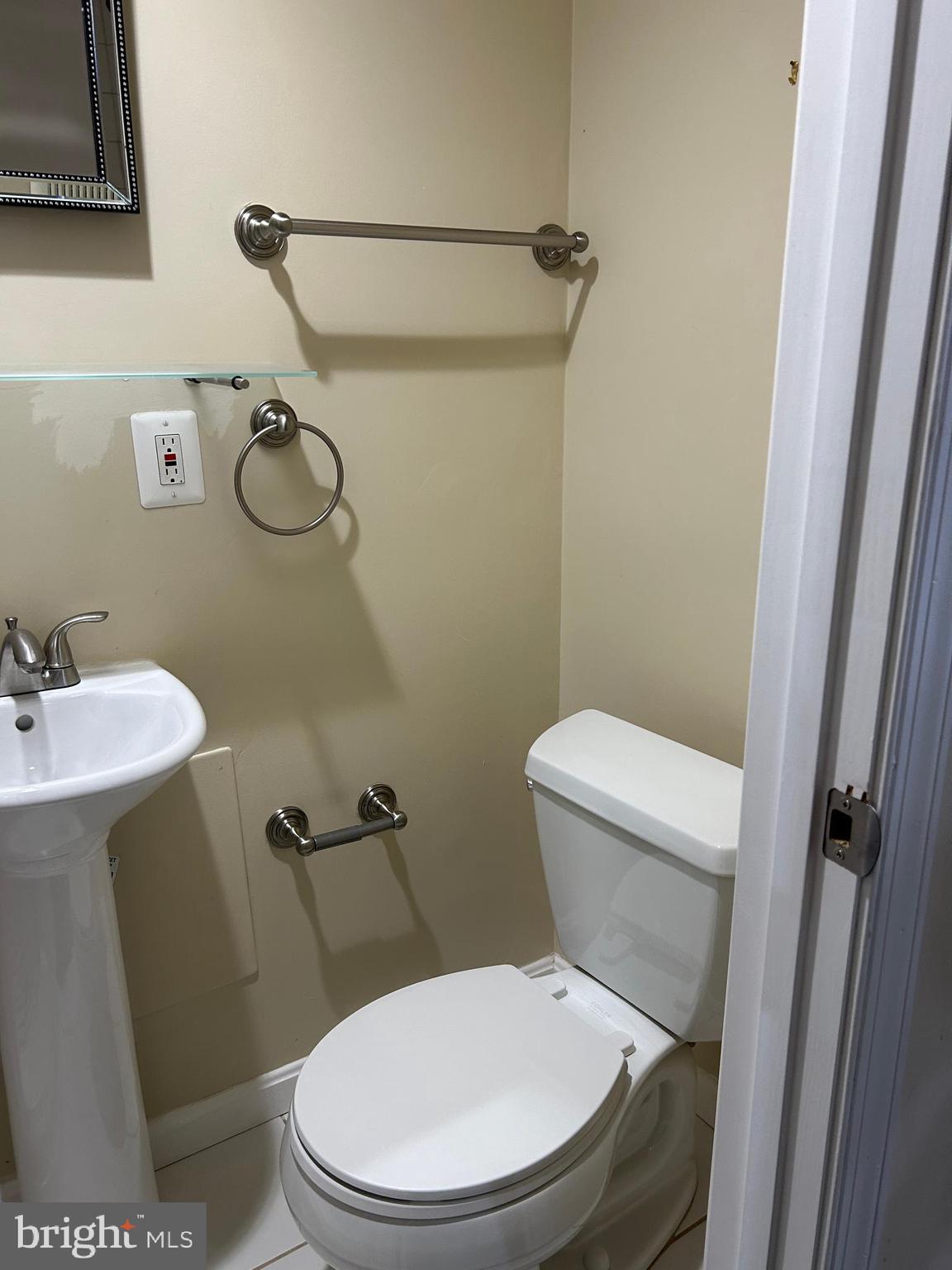 17 Habersham Court Silver Spring, MD 20906 - Photo 37 of 40